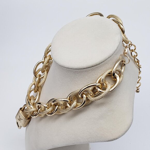 Authentic Louis Vuitton Gold Padlock w/ Unbranded Fashion Geometry Necklace - Picture 6 of 7